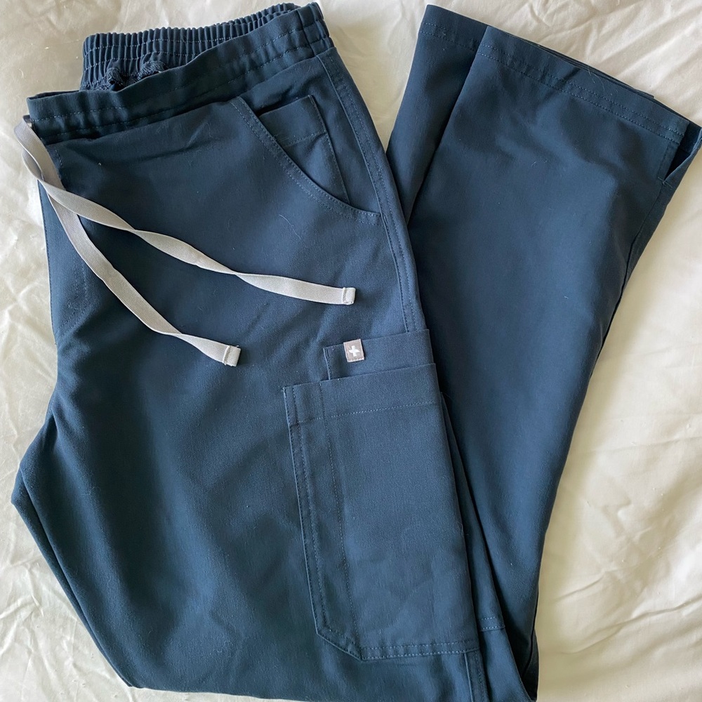Figs Women’s Dark Harbor Yola Skinny Scrub Pants